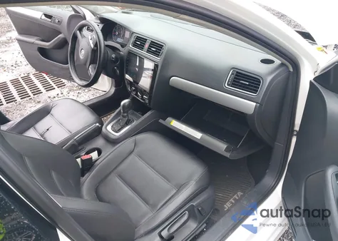 2014 Volkswagen Jetta 1.8T Se из США, поврежденный, VIN 3VWD17AJ4EM367712